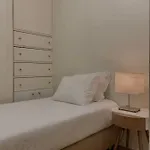 Cozy Two Bedroom In Alfama - With Ac By Lisbeyond *