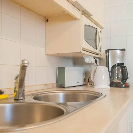 Cozy Two Bedroom In Alfama - With Ac By Lisbeyond דירה ליסבון